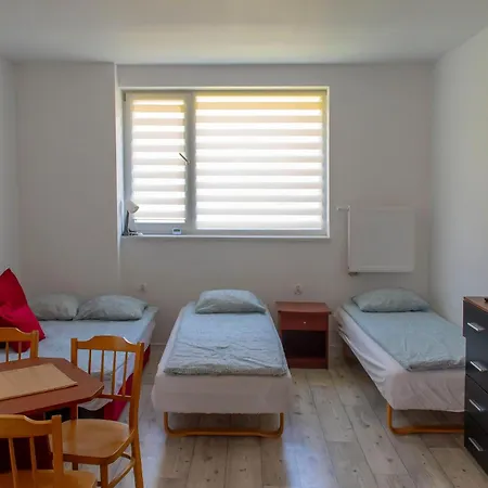 Zielony Zakatek - Apartamenty Nad Jeziorem Ostrowo Troszyn Zewnętrze zdjęcie