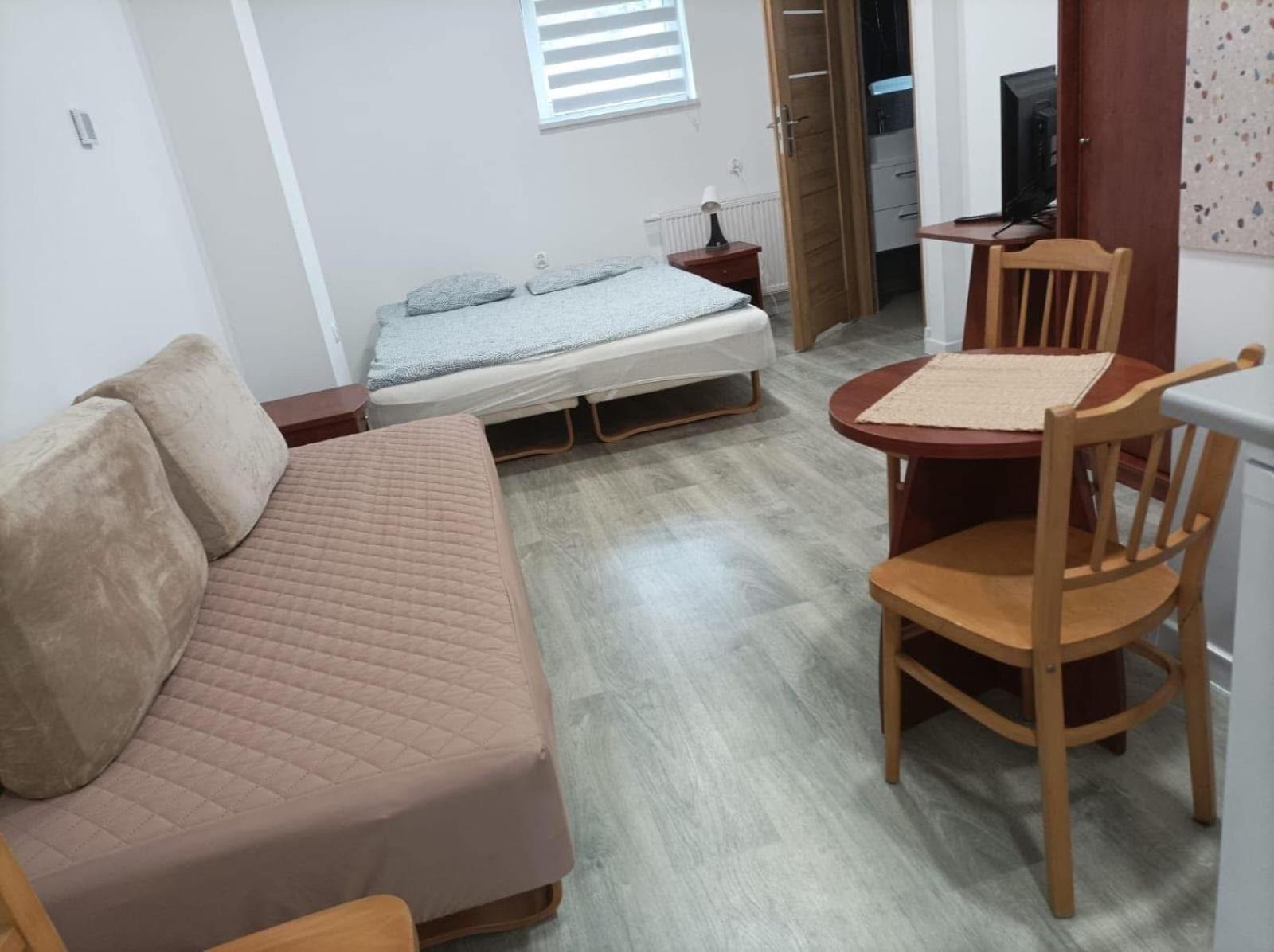 Zakatek - Nad Jeziorem Ostrowo Apartment *